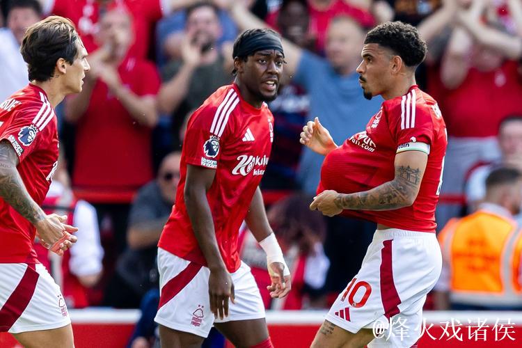 TBR：热刺触发6000万镑解约条款怀特同意加盟，森林老板怒斥泄密